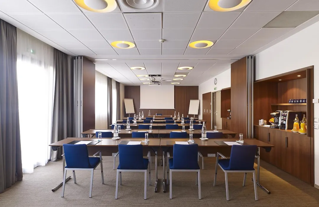Holiday Inn Express Toulouse Airport By Ihg-1