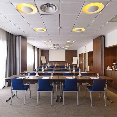 Holiday Inn Express Toulouse Airport By Ihg-2